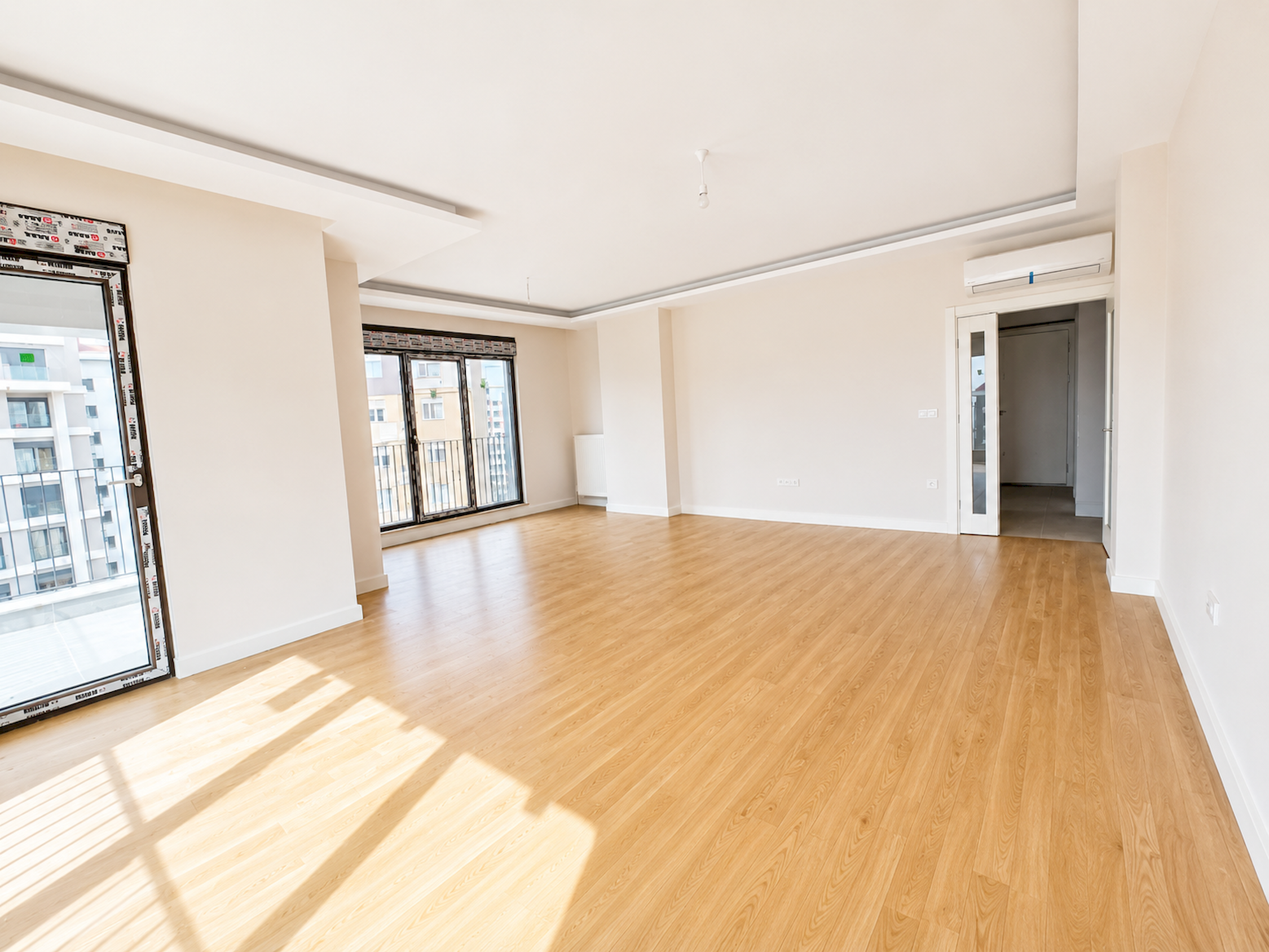 Kalamış Sahil 3+1 Sıfır bahçe kullanımlı Satılık daire