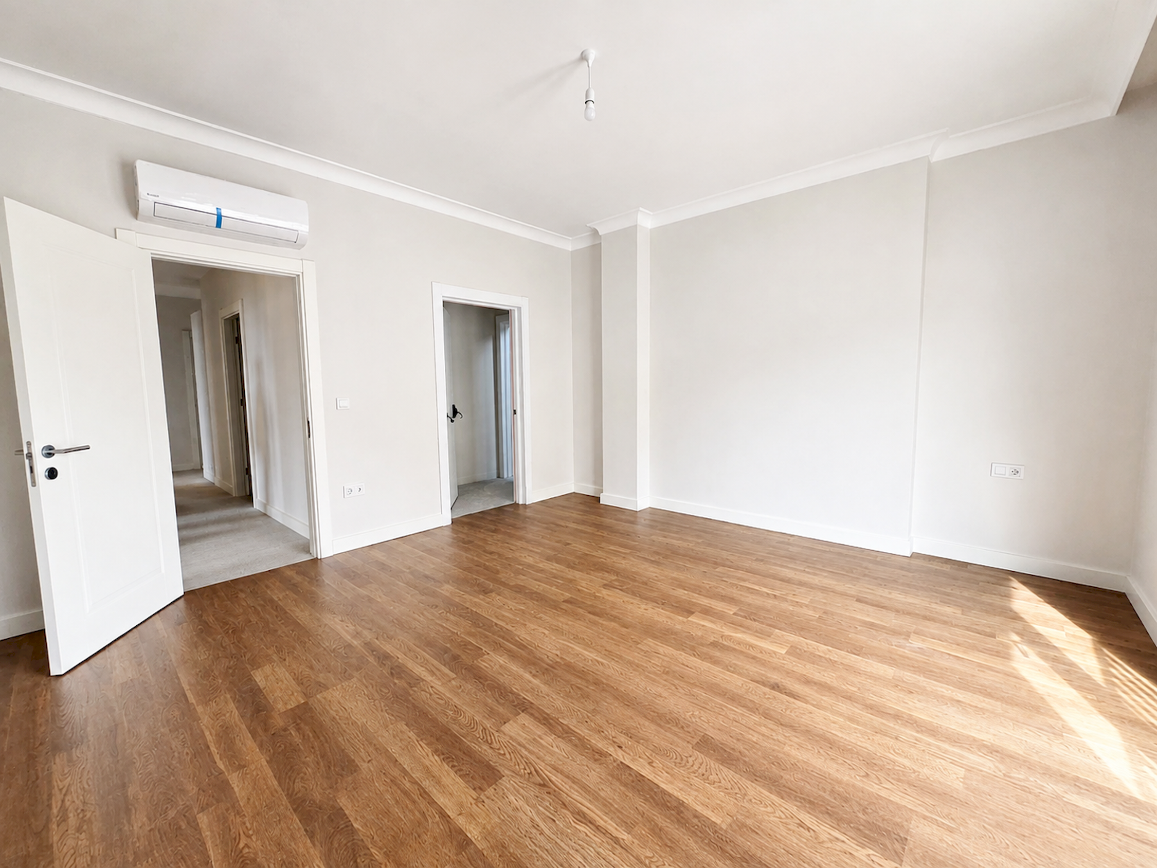 Kalamış Sahil 3+1 Sıfır bahçe kullanımlı Satılık daire