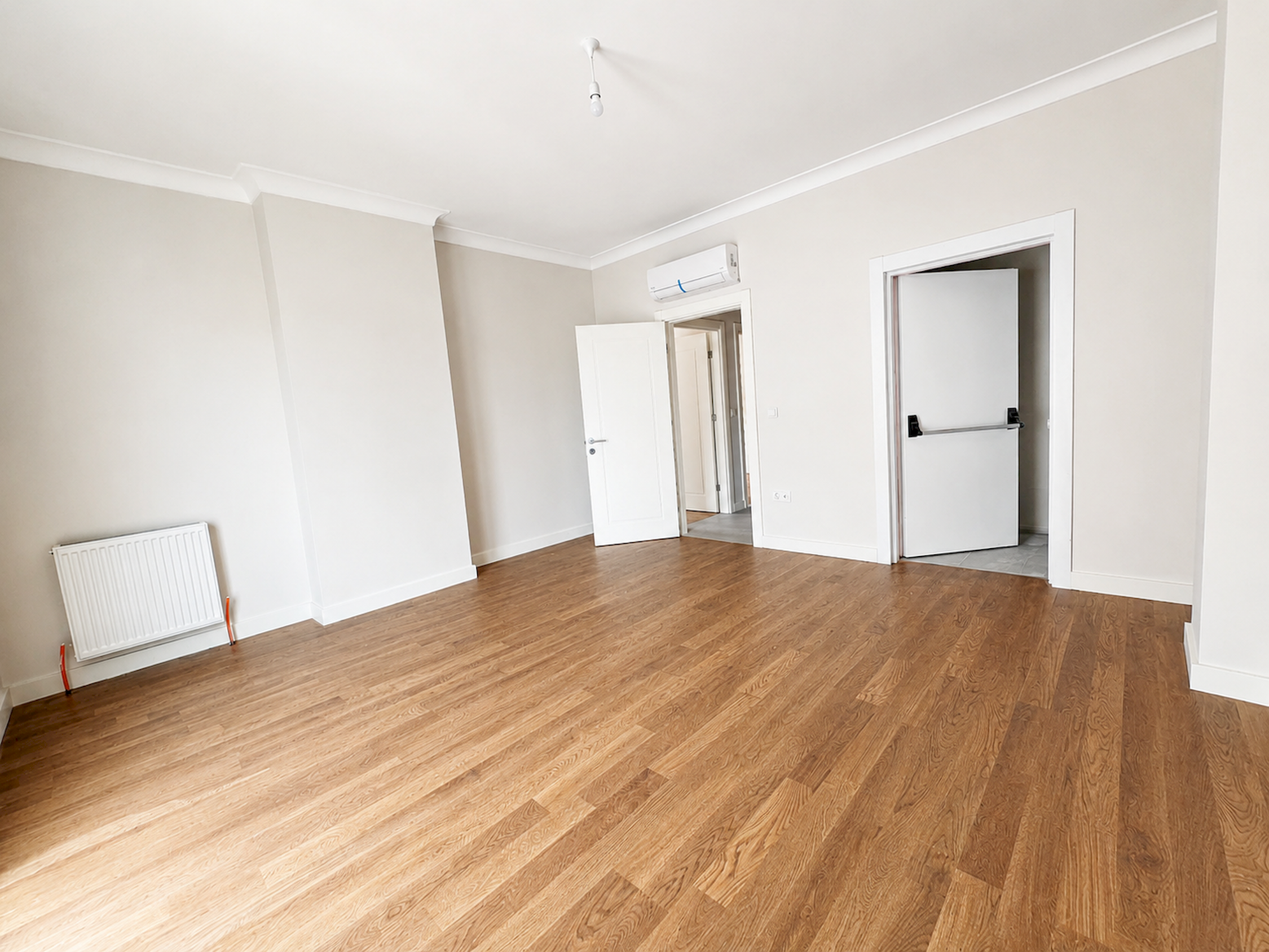 Kalamış Sahil 3+1 Sıfır bahçe kullanımlı Satılık daire