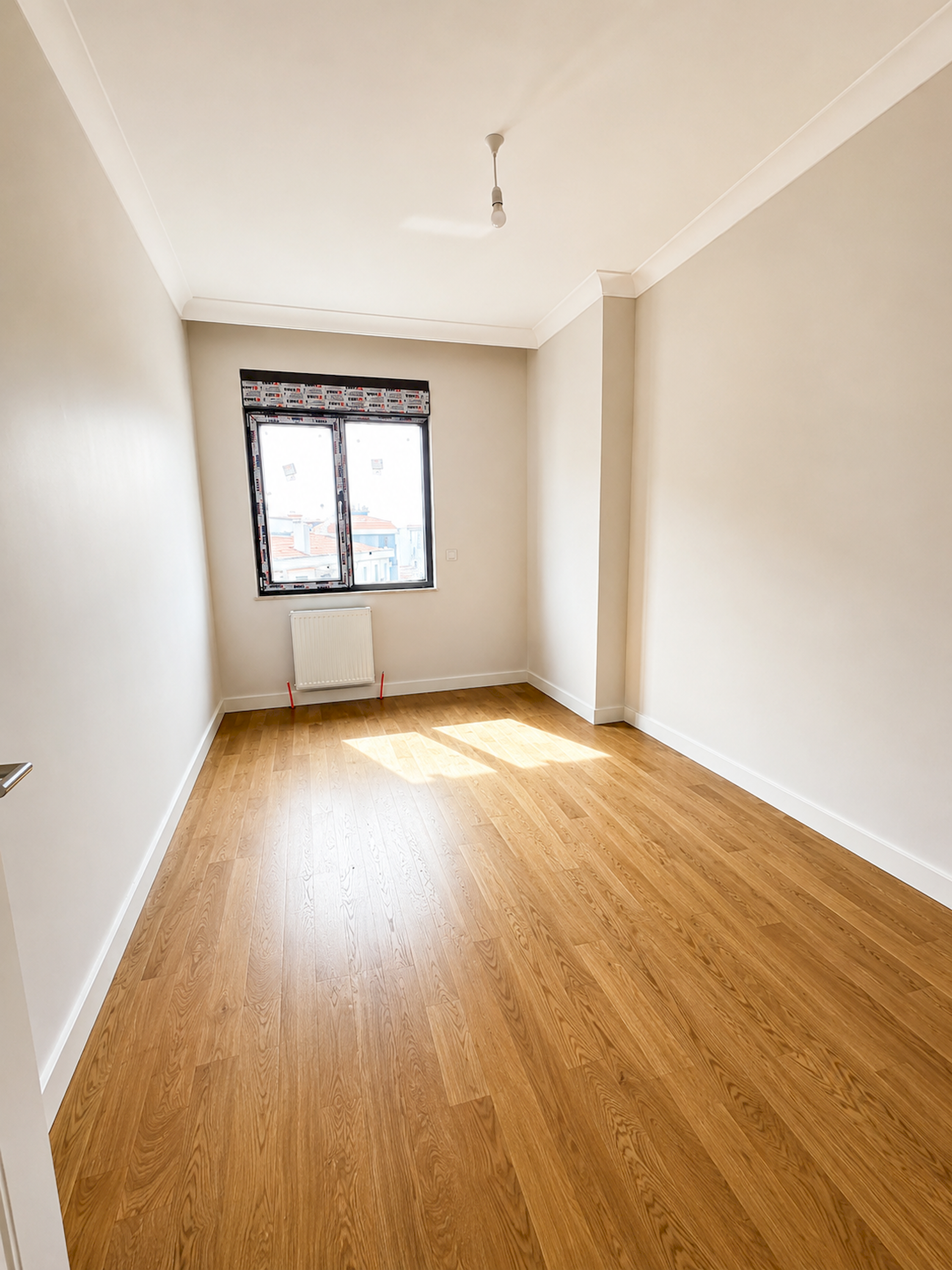Kalamış Sahil 3+1 Sıfır bahçe kullanımlı Satılık daire