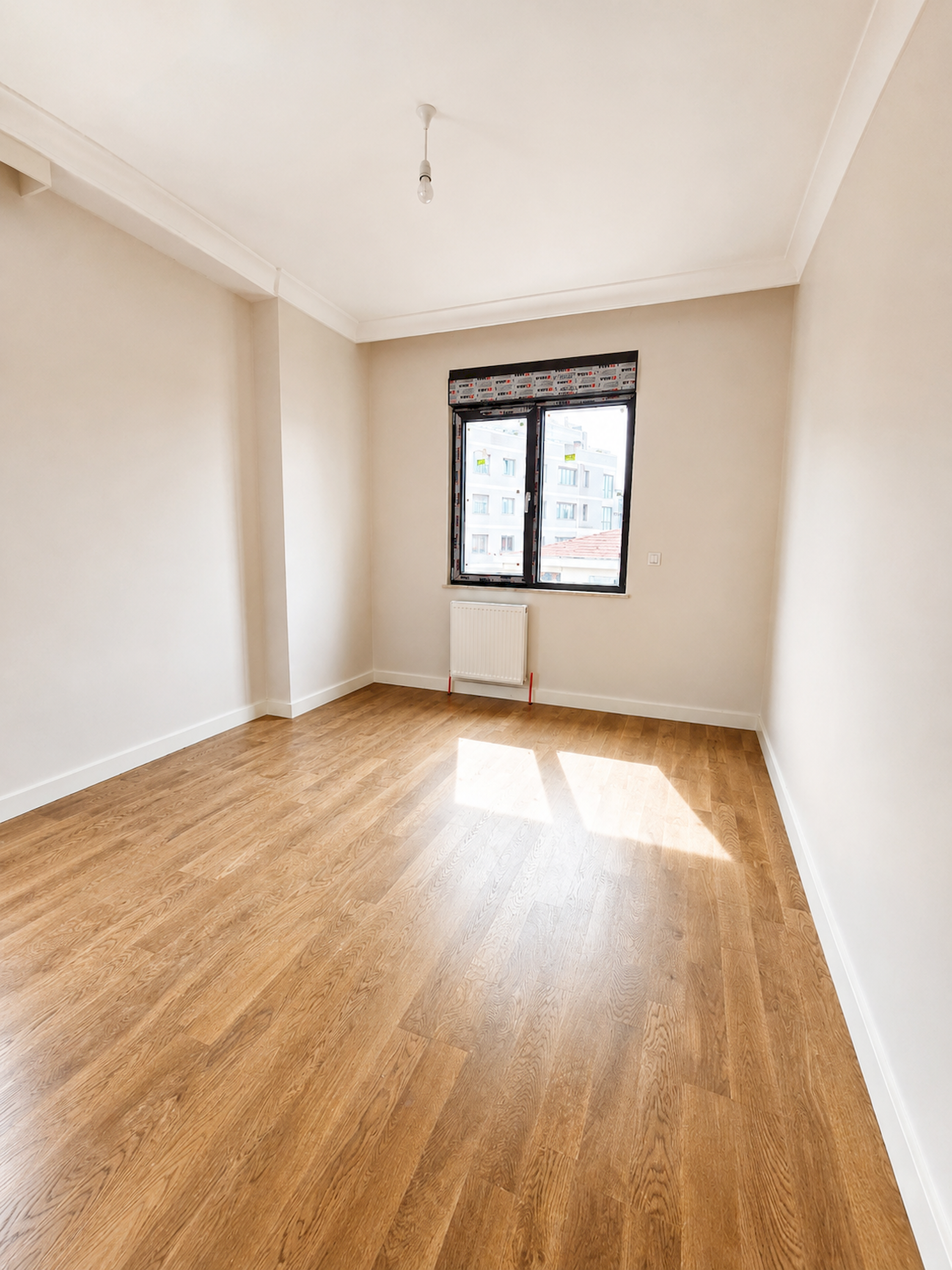 Kalamış Sahil 3+1 Sıfır bahçe kullanımlı Satılık daire