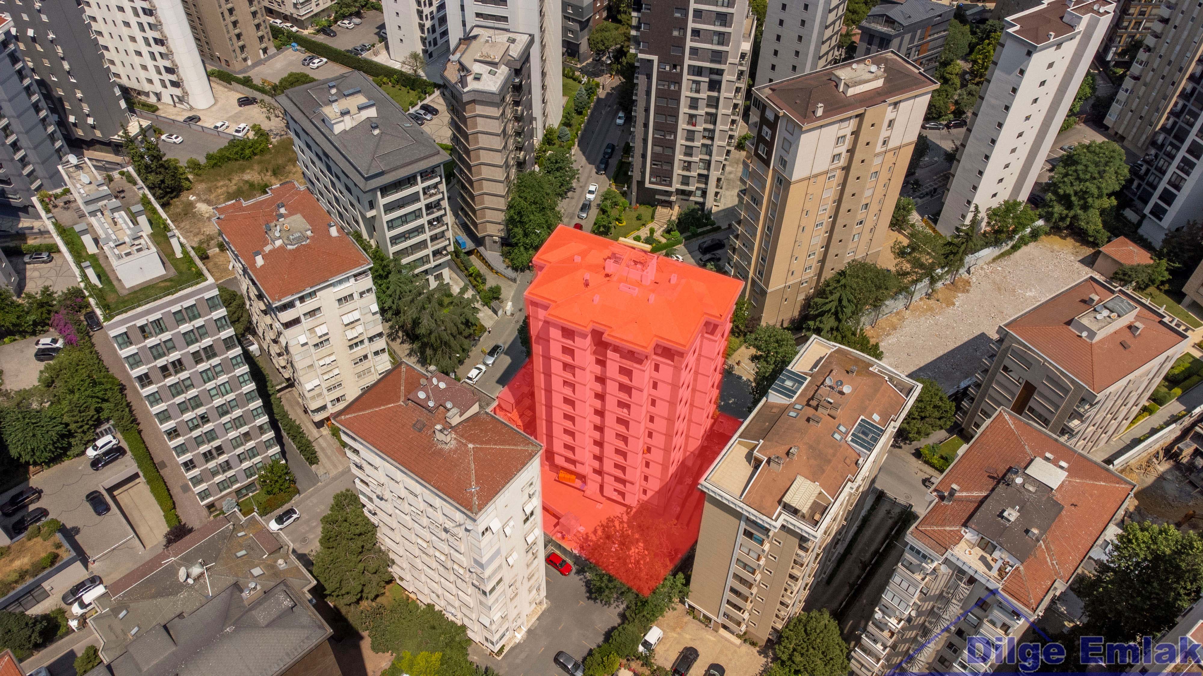 Kalamış Sahil 3+1 Sıfır bahçe kullanımlı Satılık daire
