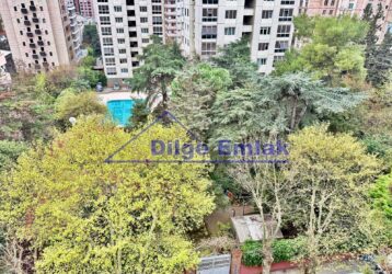 Şaşkınbakkal Bağdat Cad. yakın 3+1 binada Satılık daire