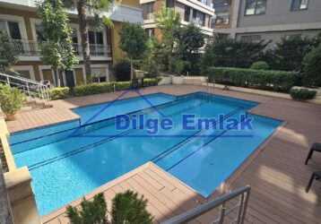 Çiftehavuzlar Sahilde Güvenlikli Havuzlu 3+1 Satılık daire