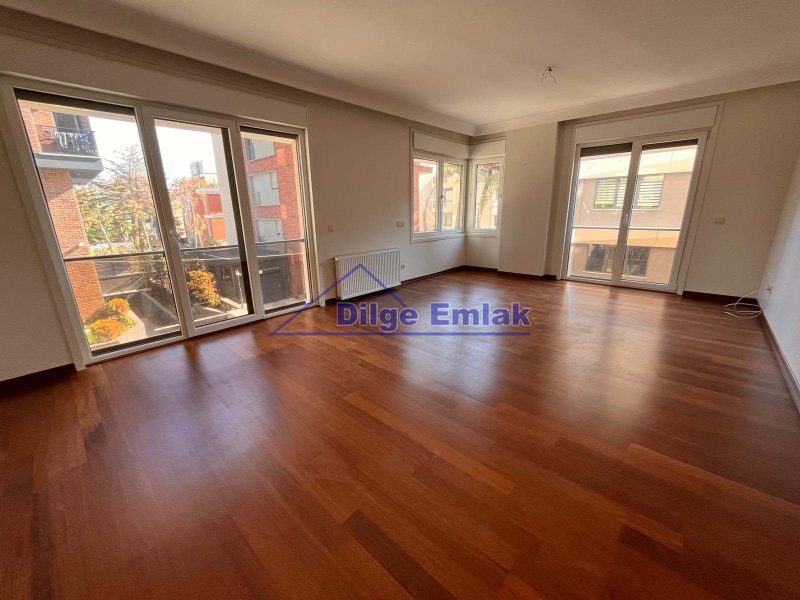 Çiftehavuzlar Bağdat Cad. 2.bina 3+1 Satılık Daire