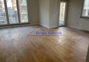 Çiftehavuzlar Bağdat Cad. yakın 3+1 balkonlu Satılık Daire