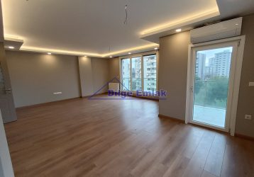 Erenköy Bağdat Caddesine çok yakın 3+1 Sıfır Satılık Daire