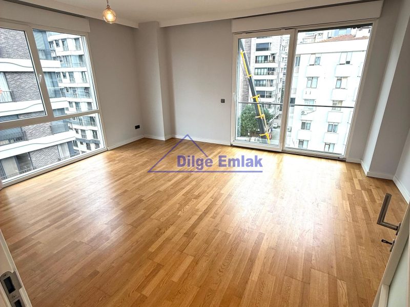 Göztepe Bağdat Caddesine yakın 2+1 80 m2 Net Satılık Daire