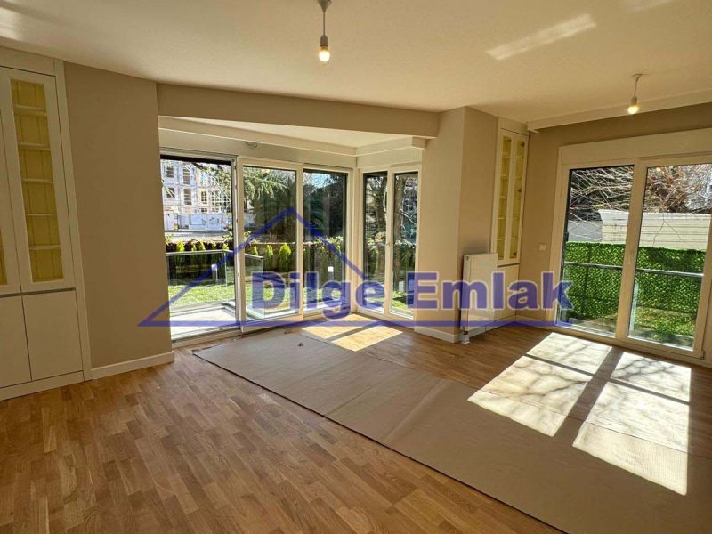 Caddebostan Sahile 3. Bina 3+1 Satılık Daire