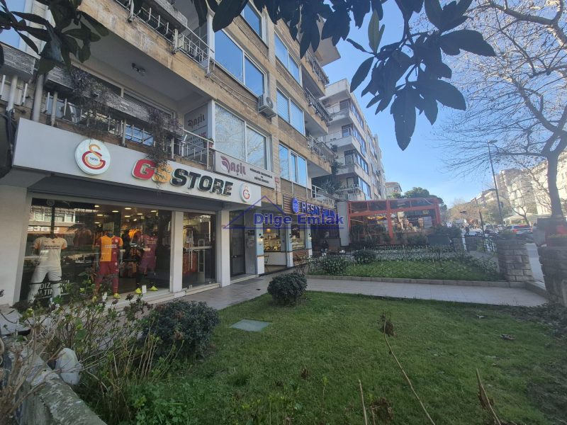 Bağdat Caddesi Üstünde Prestijli 100 m² Dükkan Kiralık