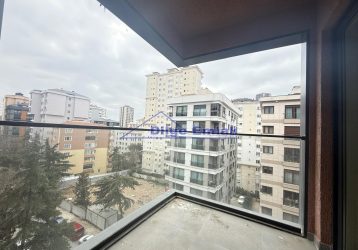 Çiftehavuzlar Bağdat Cad. yakın 4+1 sıfır balkonlu satılık daire