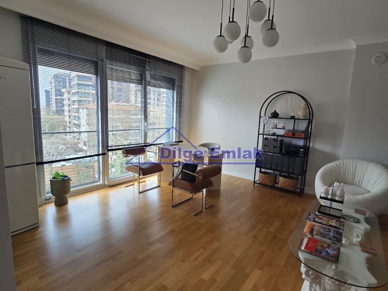 Suadiye Bağdat Caddesinde 1+1 Sıfır İş Yerine Kiralık Daire