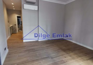 Caddebostan Sahilde 1+1 müstakil girişli İşyerine kiralık