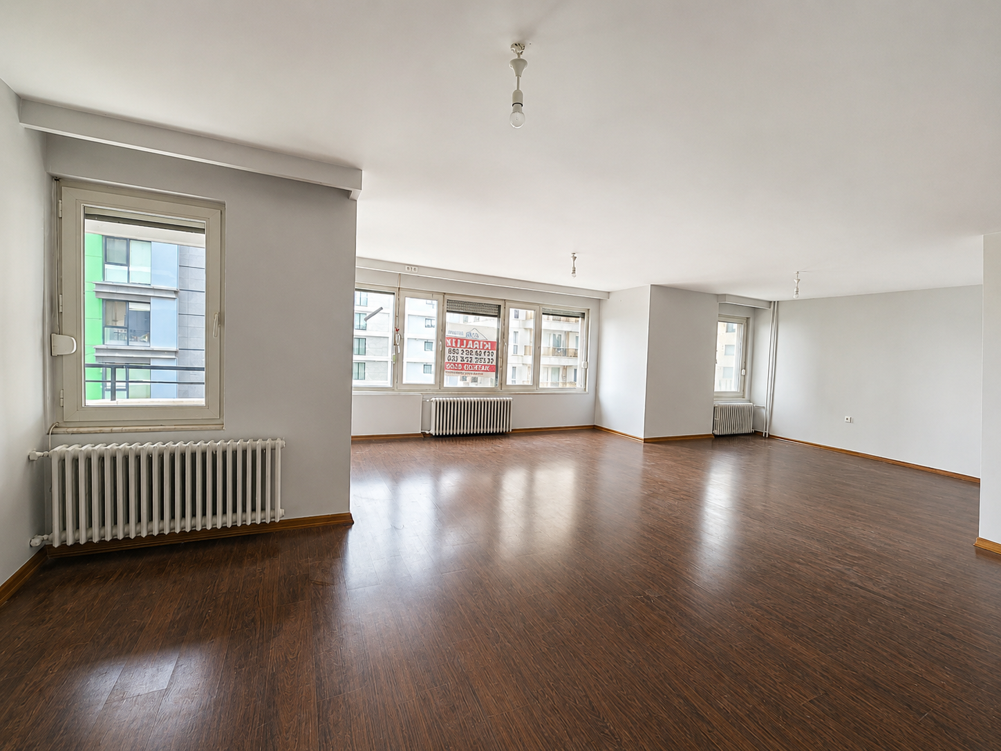 Şaşkınbakkal Sahil 4+1 Deniz Manzaralı Yenilenmiş Kiralık Daire
