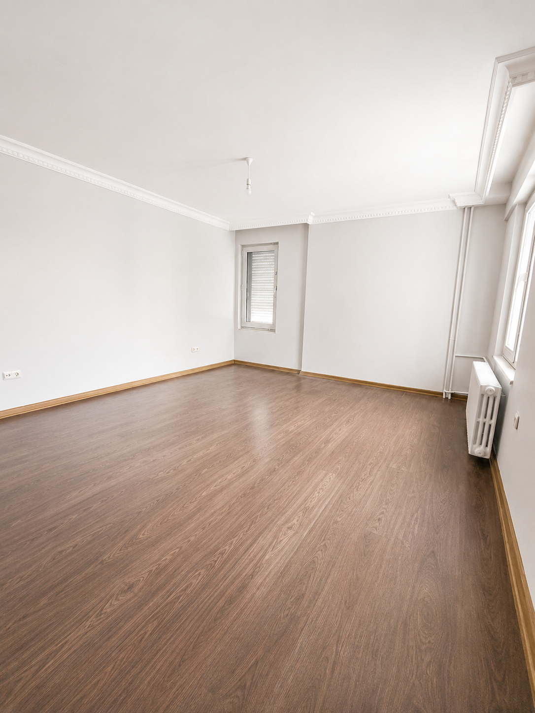 Şaşkınbakkal Sahil 4+1 Deniz Manzaralı Yenilenmiş Kiralık Daire
