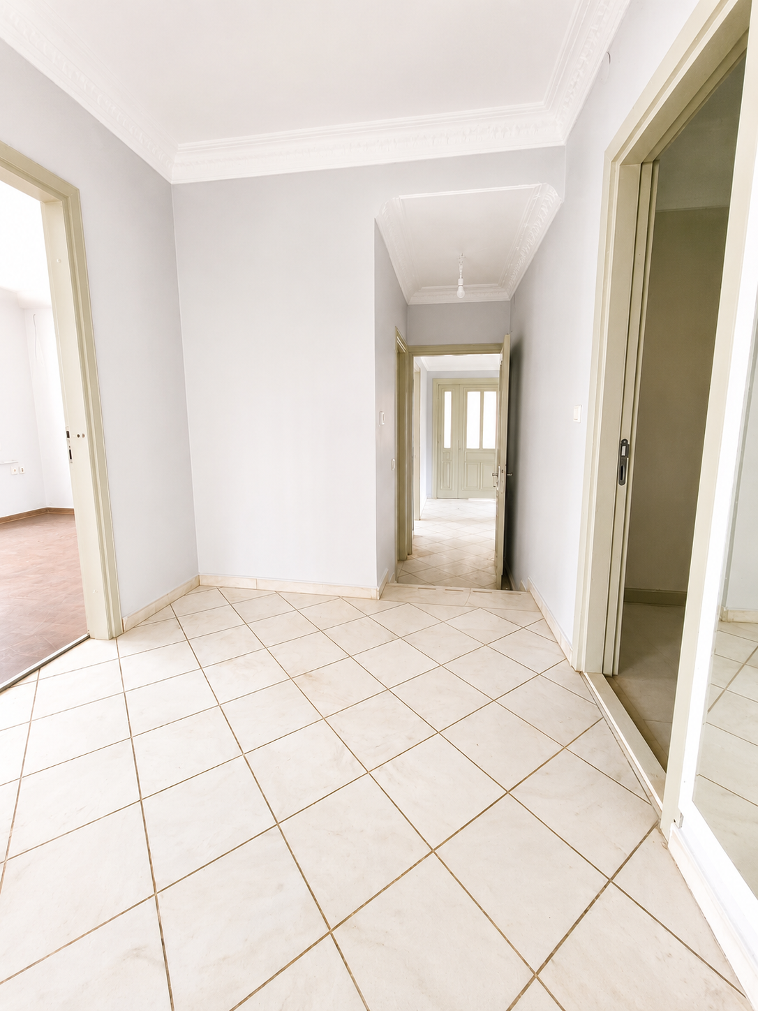 Şaşkınbakkal Sahil 4+1 Deniz Manzaralı Yenilenmiş Kiralık Daire