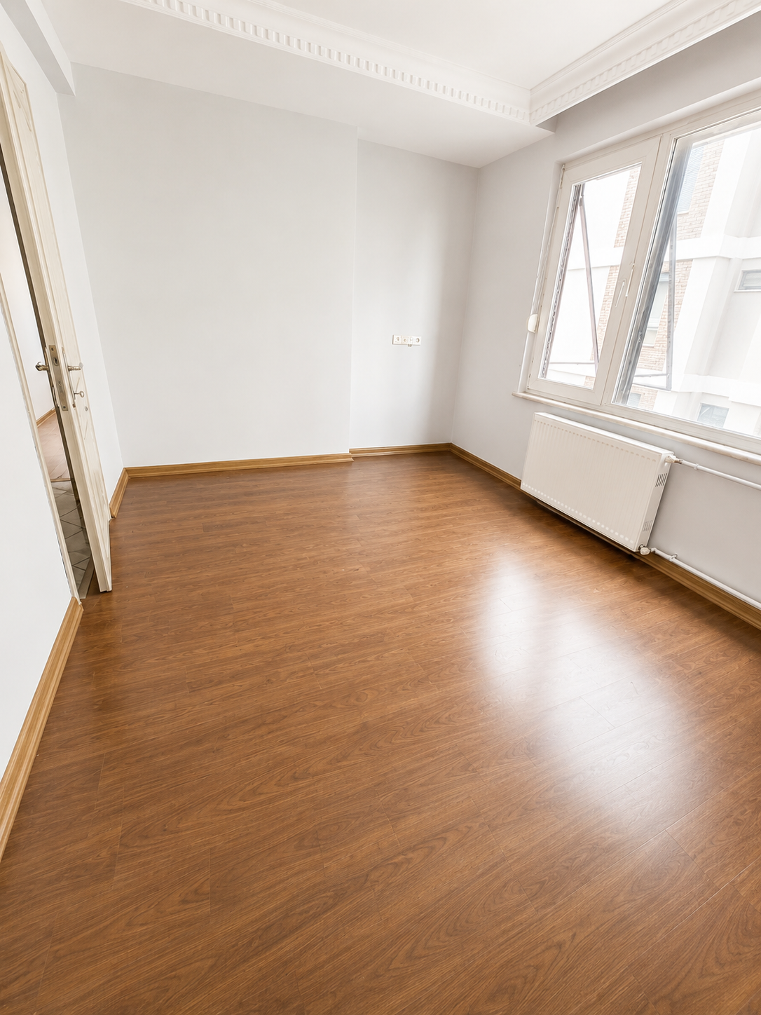Şaşkınbakkal Sahil 4+1 Deniz Manzaralı Yenilenmiş Kiralık Daire