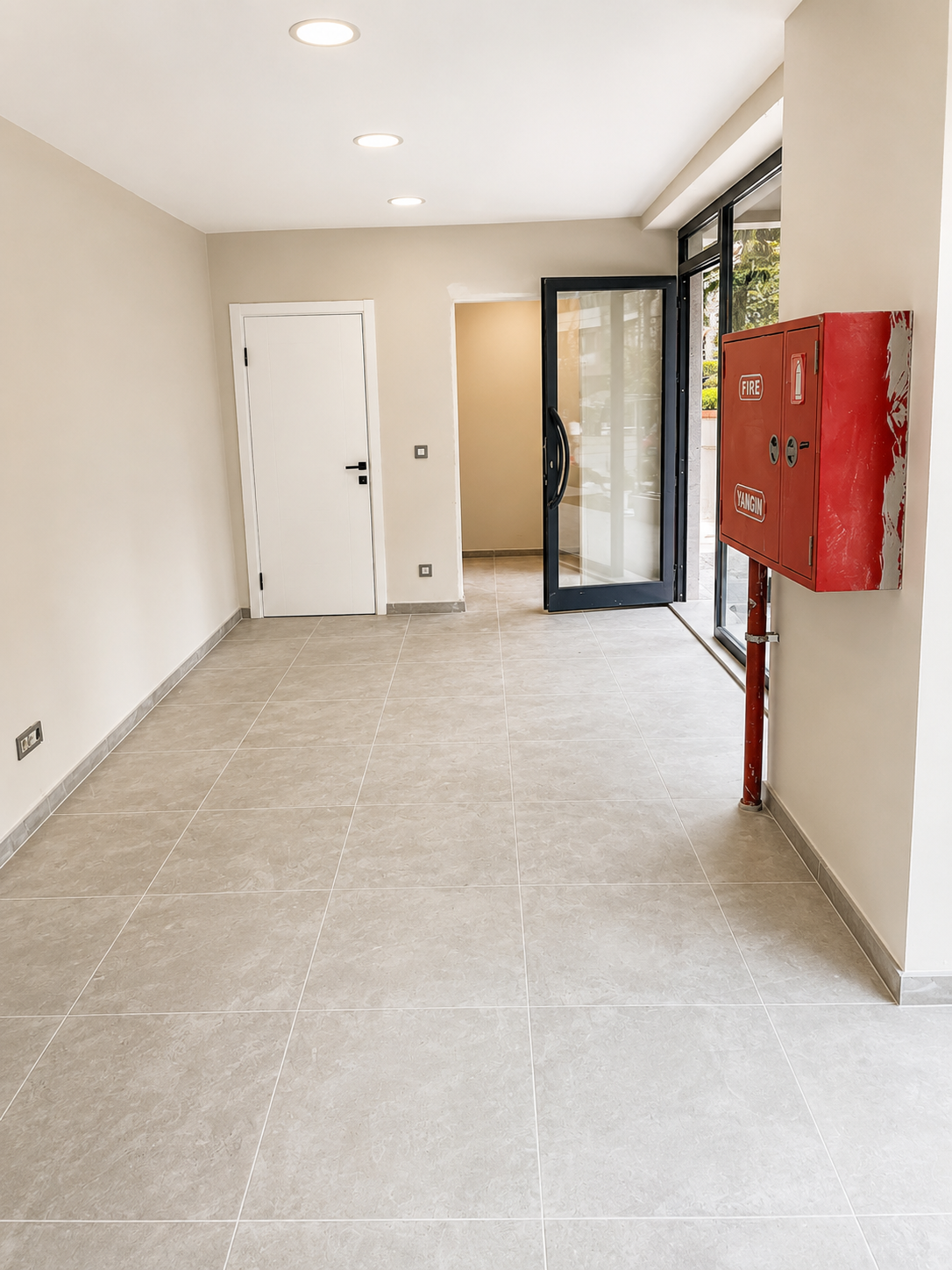 Şaşkınbakkal Sahil 4+1 Deniz Manzaralı Yenilenmiş Kiralık Daire