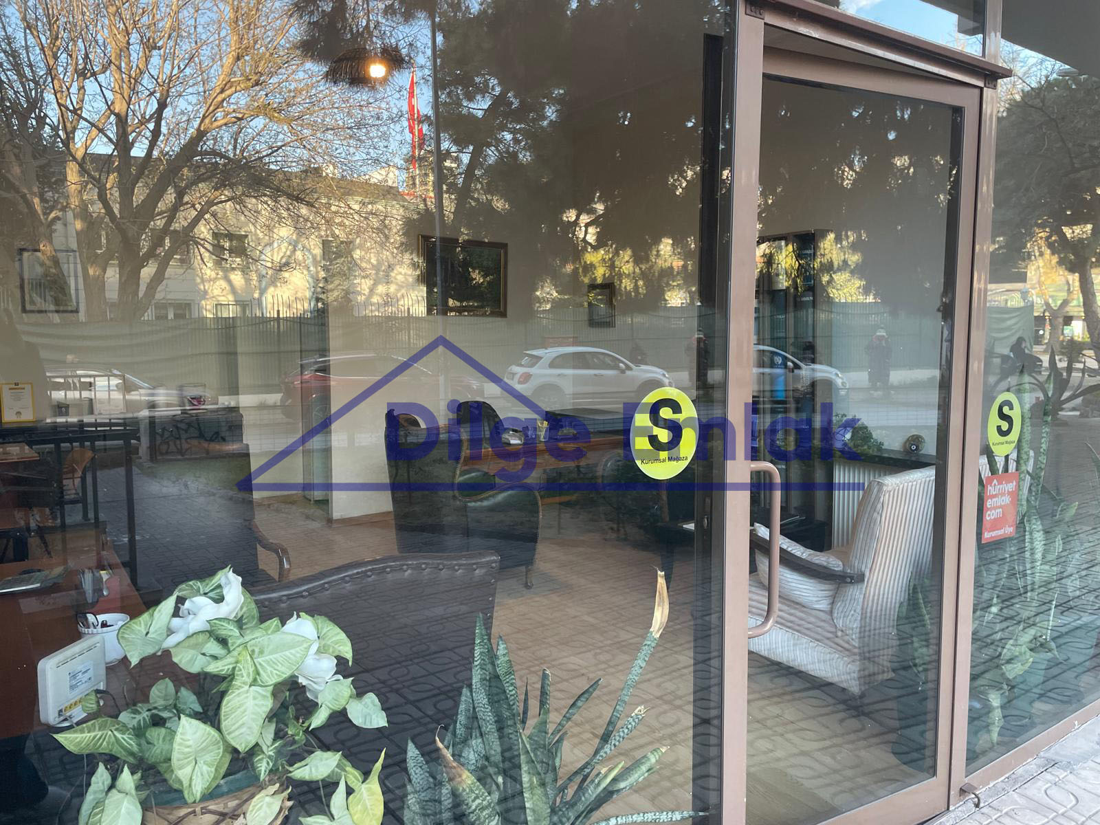 Bağdat Caddesi Çiftehavuzlar 35 m2 Kiralık Mağaza