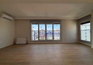 Feneryolu Bağdat Caddesine Çok Yakın 3+1 Balkonlu Sıfır Lüks Daire