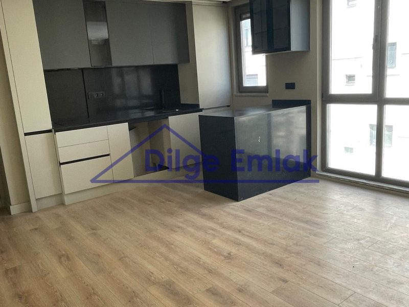 Caddebostan Ömerpaşa’da 1+1 Sıfır Balkonlu Satılık Daire