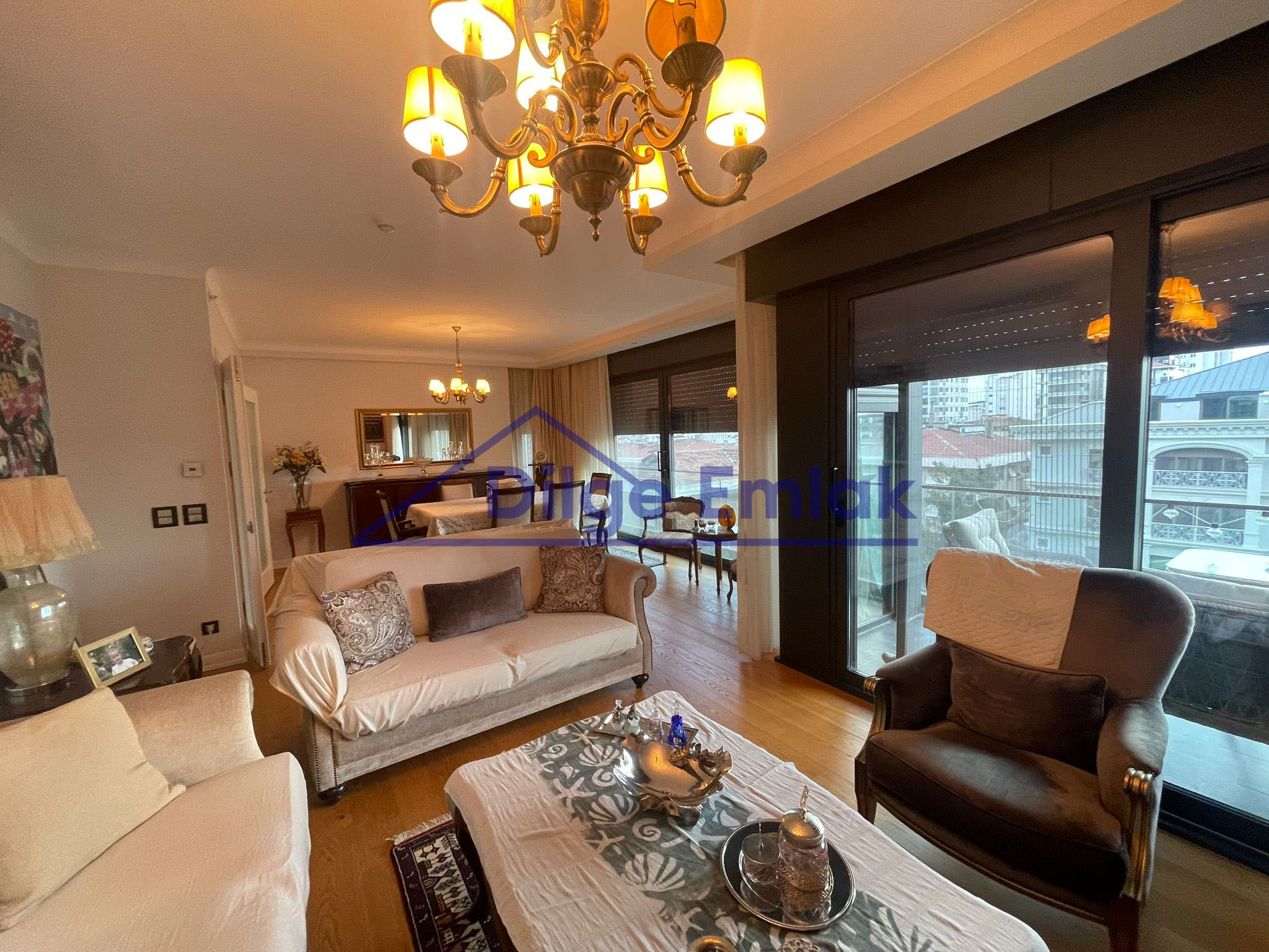 Caddebostan Önü Kapanmaz 145 m2 Net 4+1 Satılık Daire