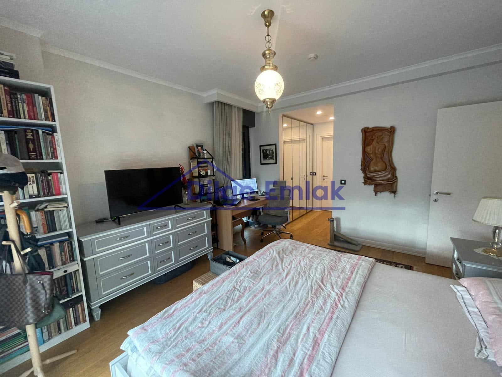 Caddebostan Önü Kapanmaz 145 m2 Net 4+1 Satılık Daire