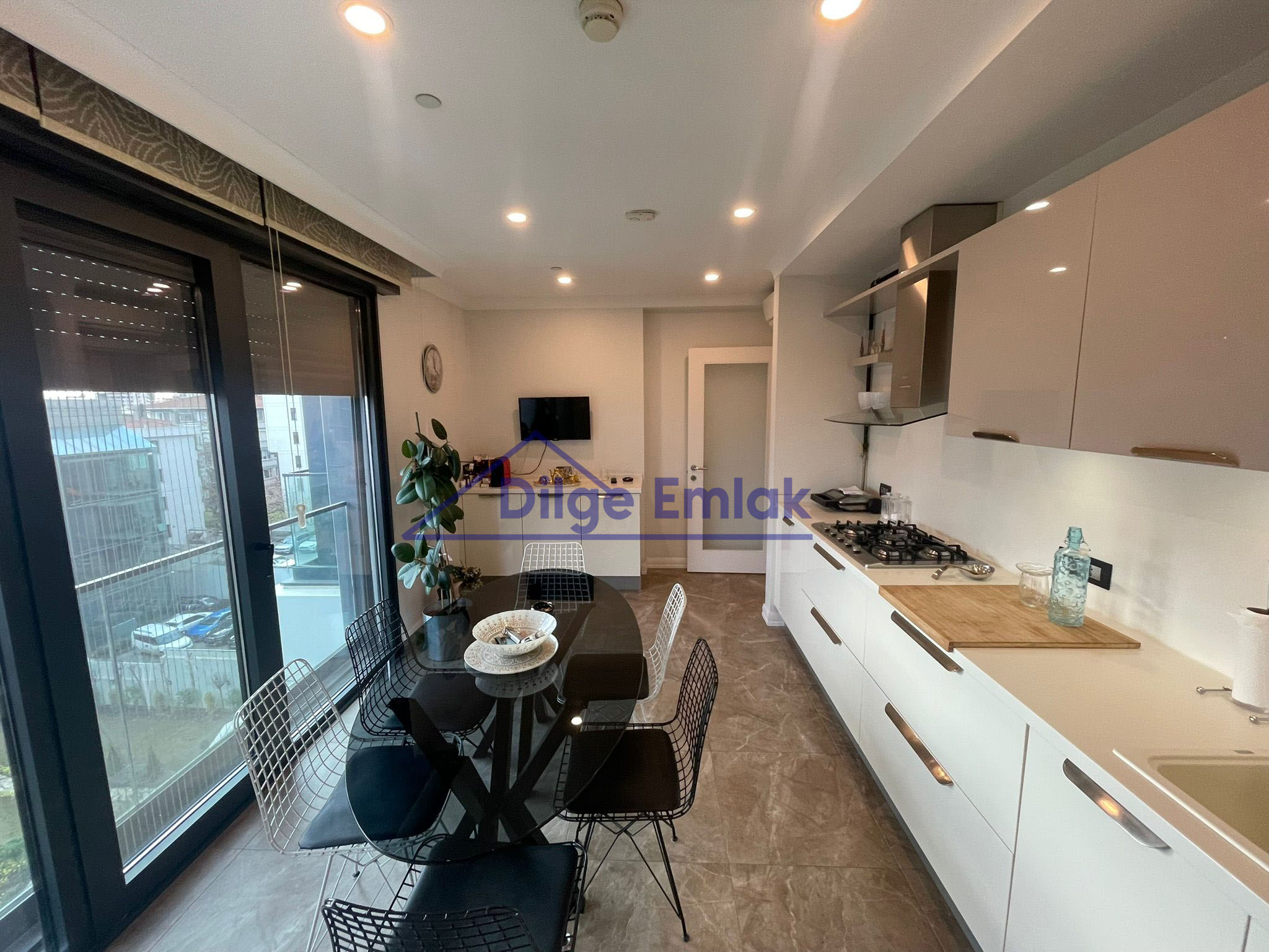 Caddebostan Önü Kapanmaz 145 m2 Net 4+1 Satılık Daire