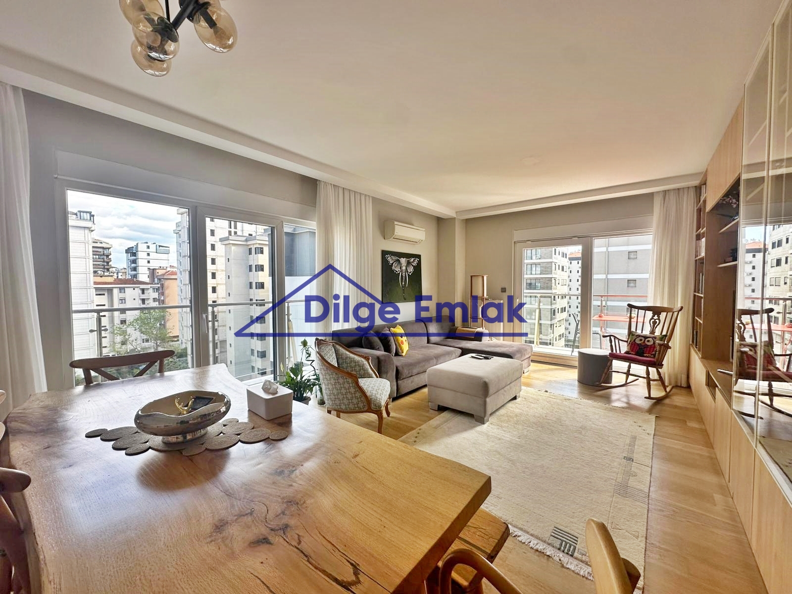Caddebostan Bağdat Cad yakın 3+1 Balkonlu Satılık Daire