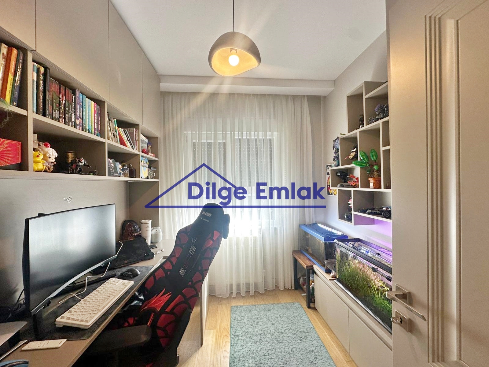 Caddebostan Bağdat Cad yakın 3+1 Balkonlu Satılık Daire