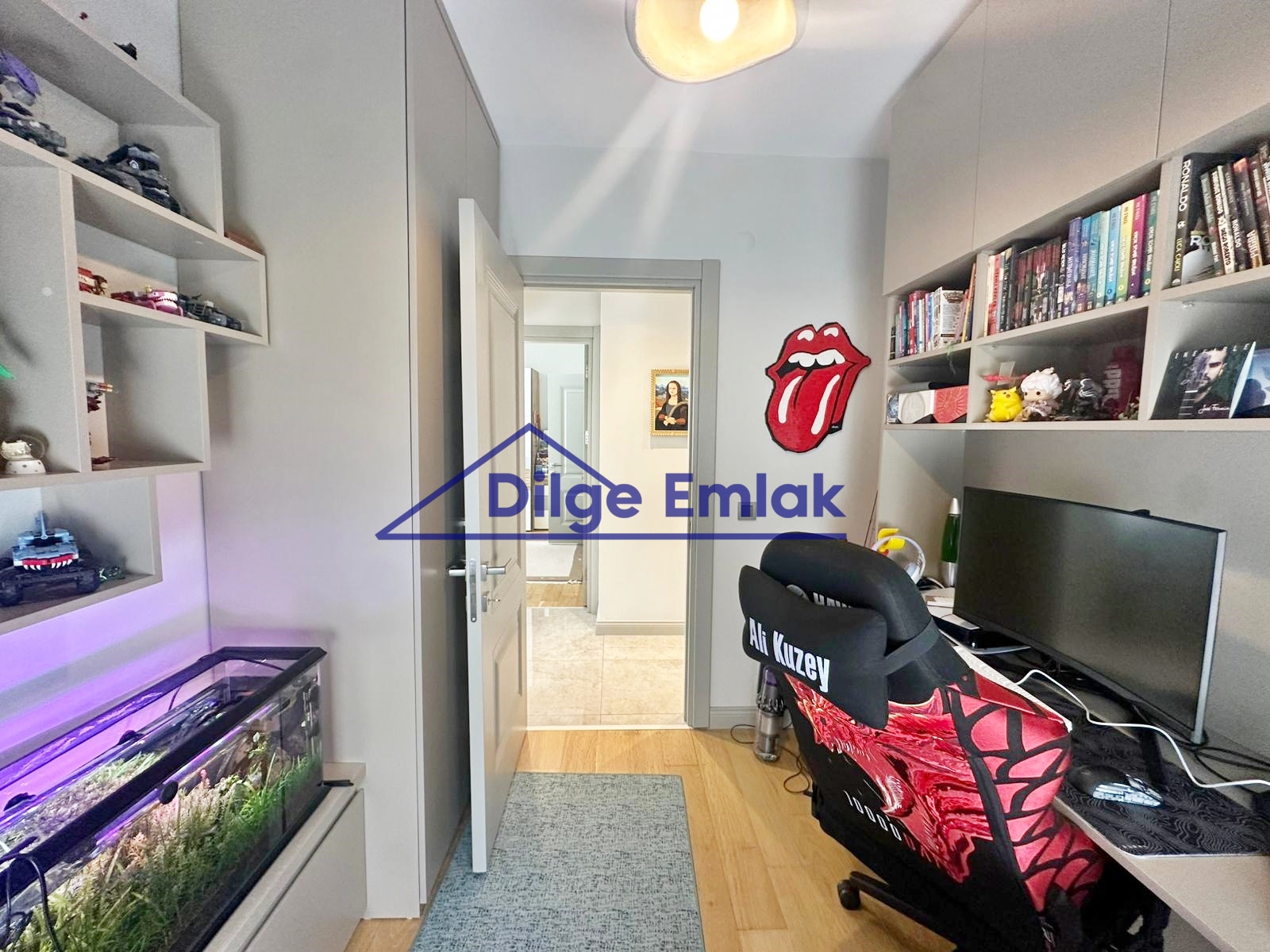 Caddebostan Bağdat Cad yakın 3+1 Balkonlu Satılık Daire