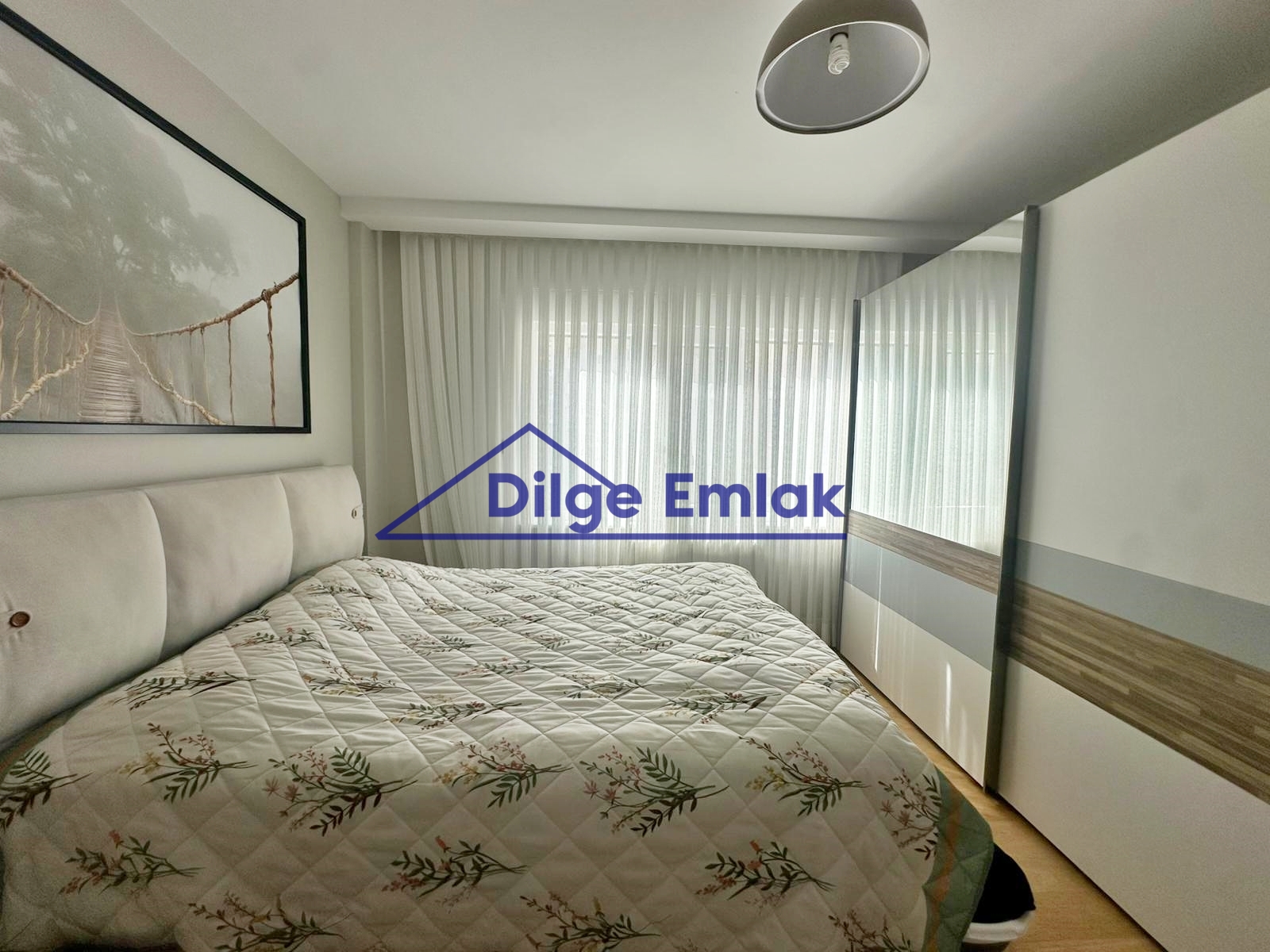 Caddebostan Bağdat Cad yakın 3+1 Balkonlu Satılık Daire