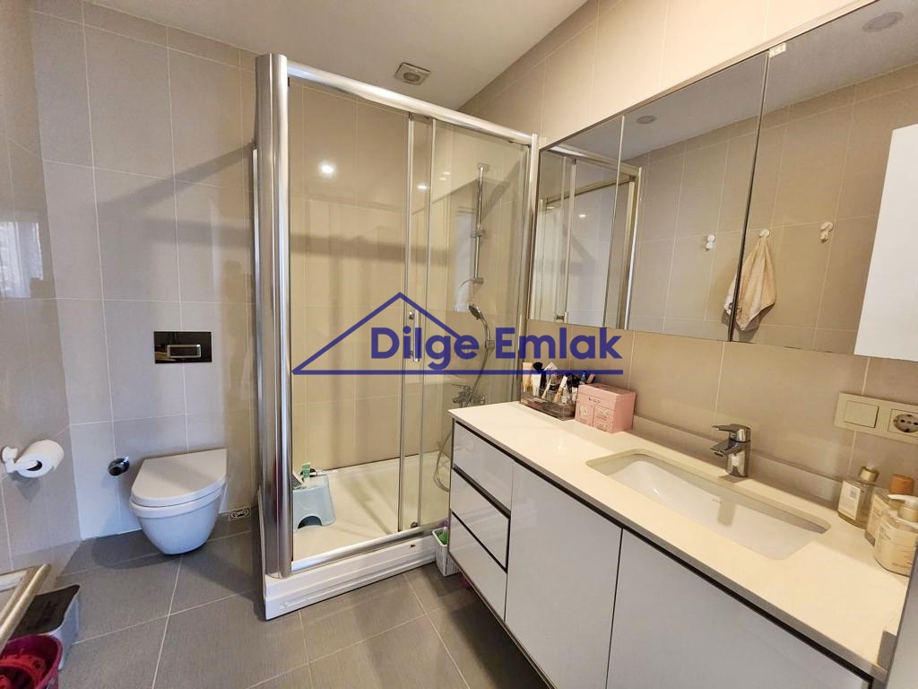 Suadiye Bağdat Caddesi Yakını 3+1 6 Yıllık Binada Satılık Daire