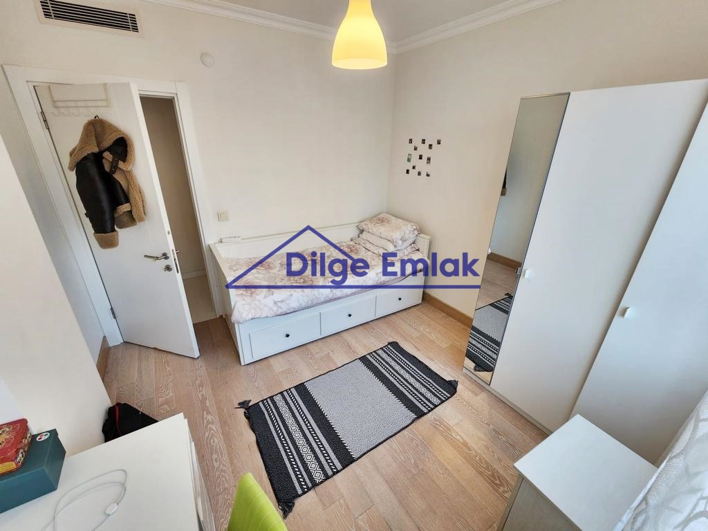 Suadiye Bağdat Caddesi Yakını 3+1 6 Yıllık Binada Satılık Daire