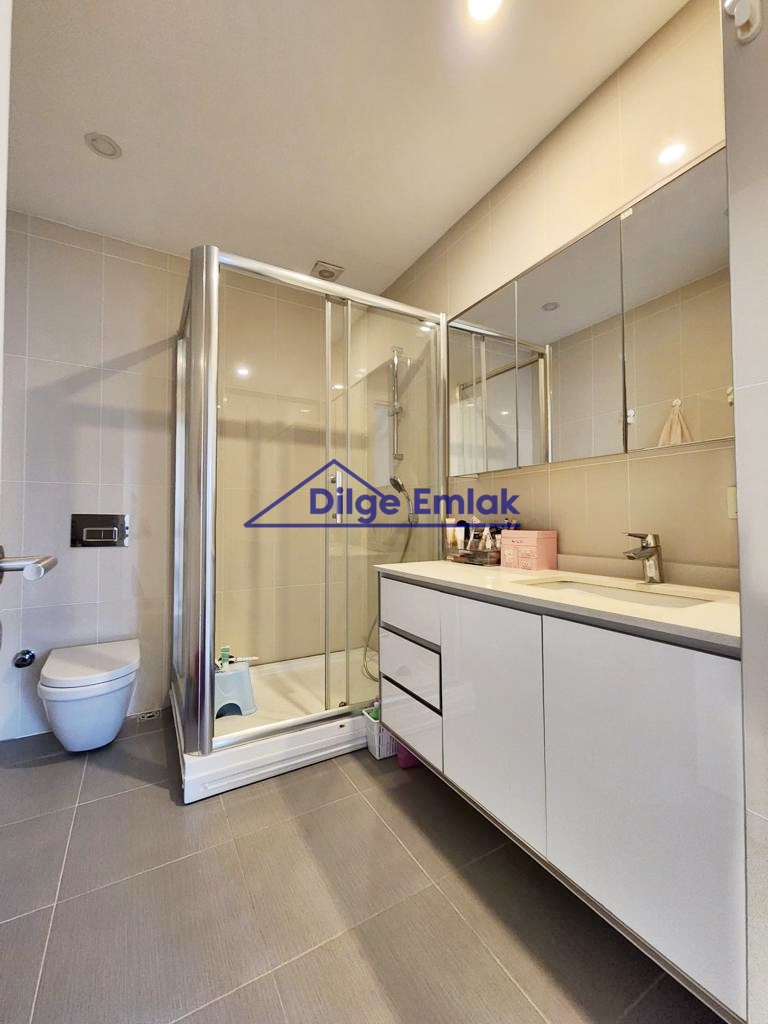 Suadiye Bağdat Caddesi Yakını 3+1 6 Yıllık Binada Satılık Daire