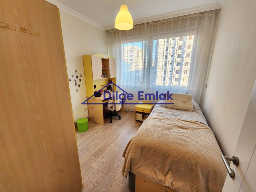Suadiye Bağdat Caddesi Yakını 3+1 6 Yıllık Binada Satılık Daire