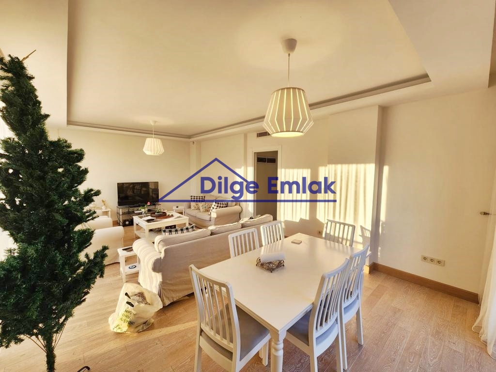 Suadiye Bağdat Caddesi Yakını 3+1 6 Yıllık Binada Satılık Daire