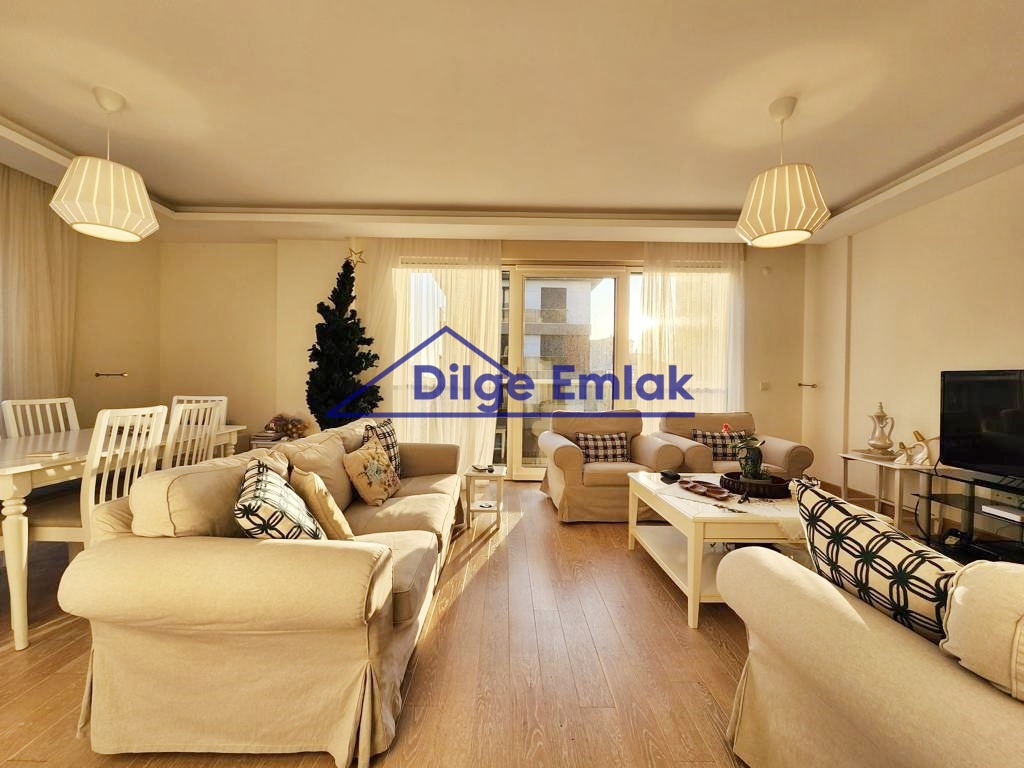 Suadiye Bağdat Caddesi Yakını 3+1 6 Yıllık Binada Satılık Daire