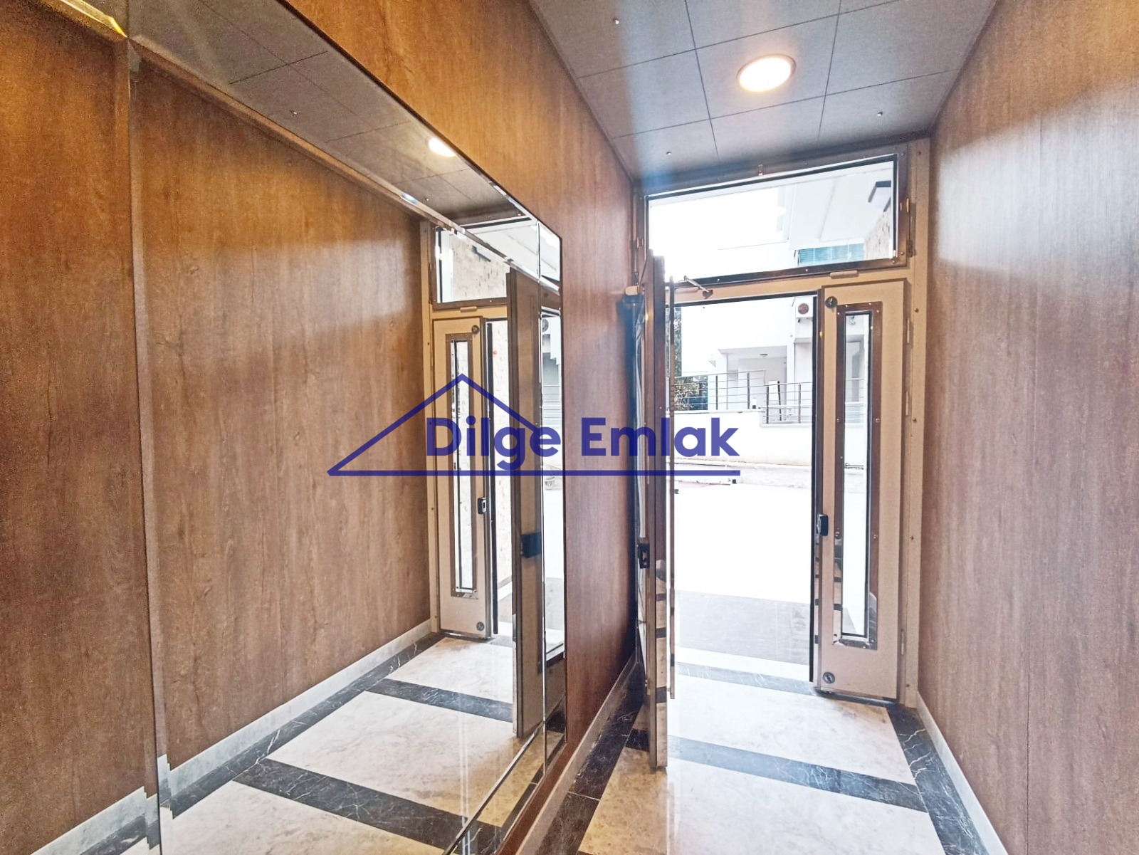 Kalamış Sahil 3+1 Deniz Manzaralı Sıfır Daire