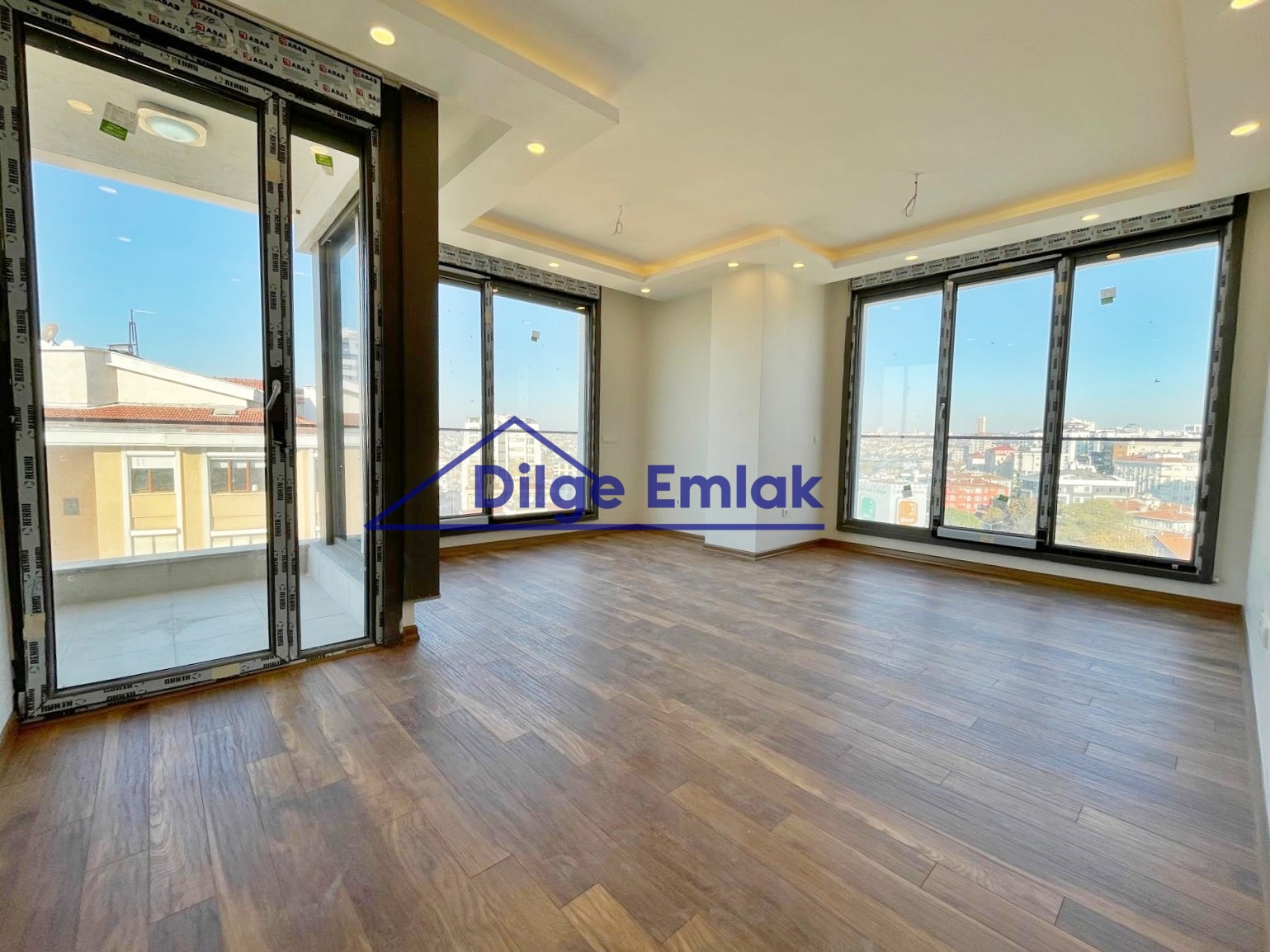 Kalamış Sahil 3+1 Deniz Manzaralı Sıfır Daire