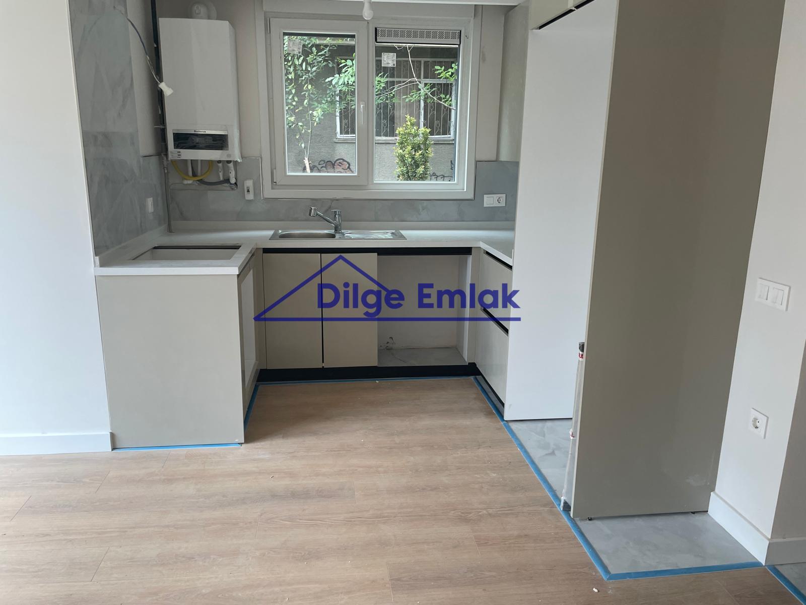 Suadiye Bağdat Caddesi Yakını 1+1 Sıfır Balkonlu Satılık Daire