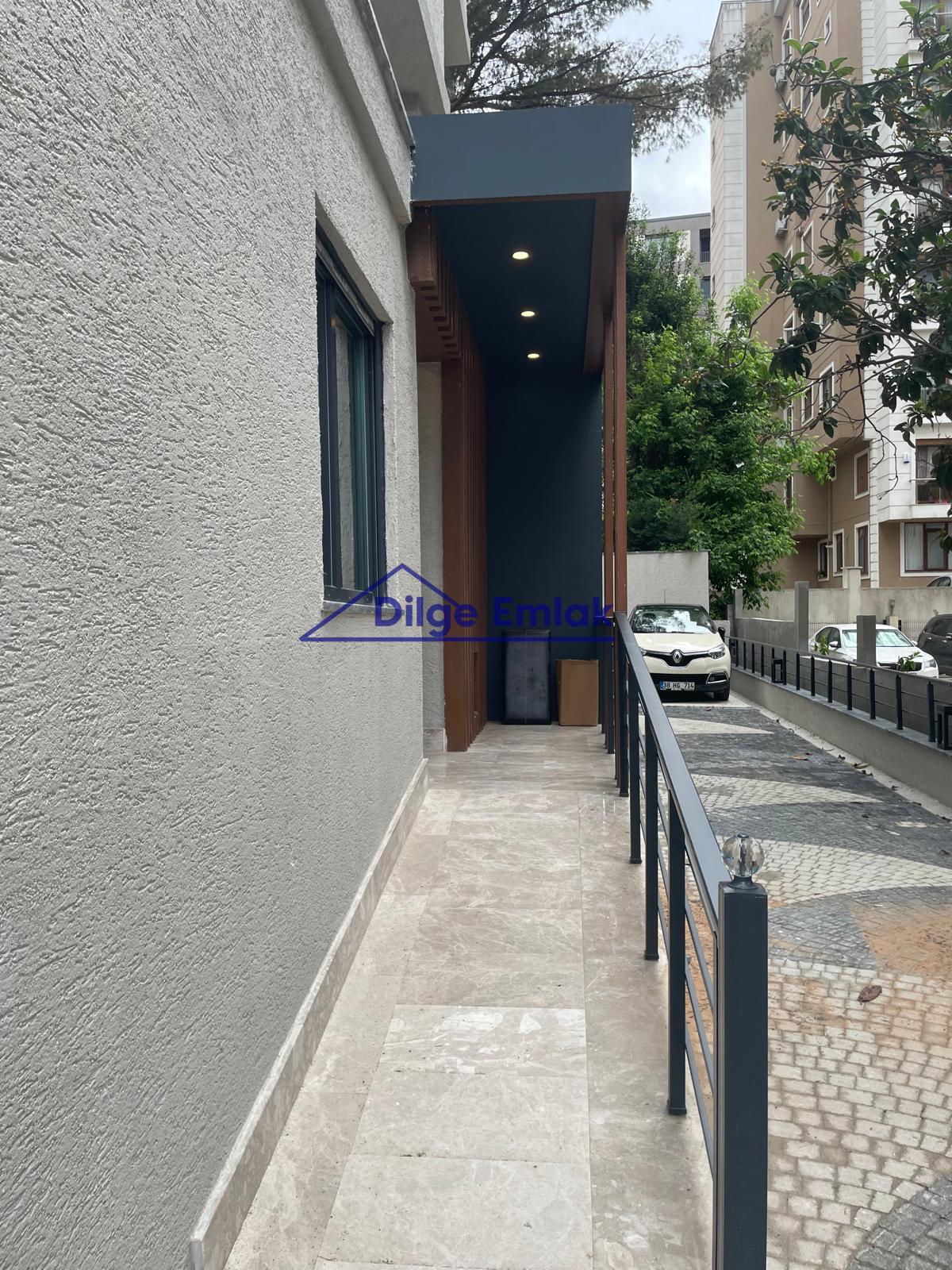 Suadiye Bağdat Caddesi Yakını 1+1 Sıfır Balkonlu Satılık Daire