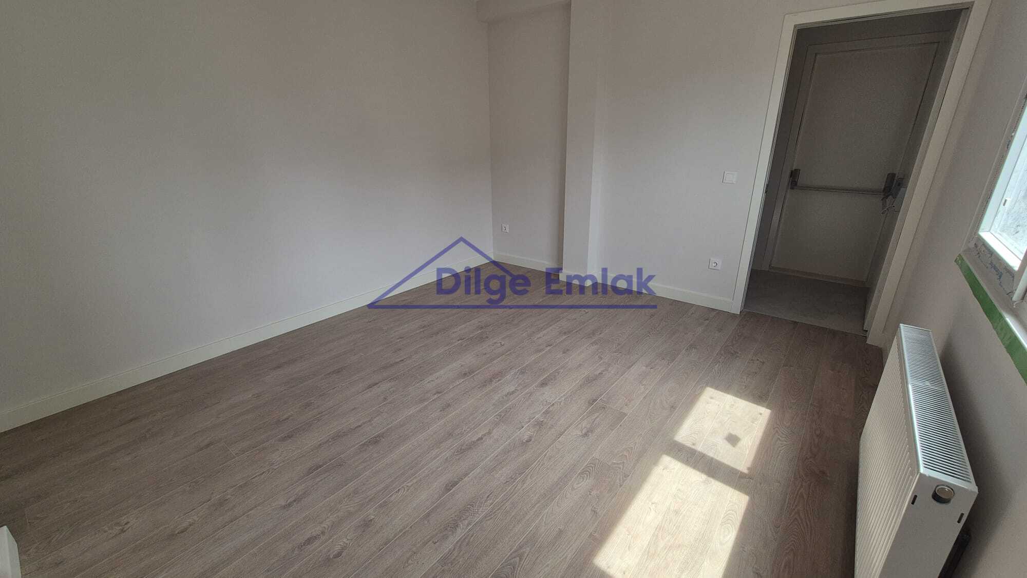 Feneryolu Bağdat Caddesi 6.Bina 3+1 Balkonlu Sıfır Kiralık Daire