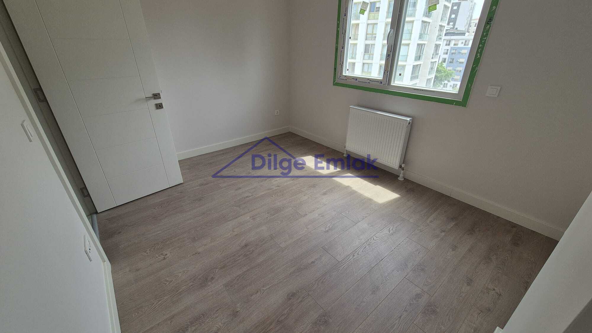 Feneryolu Bağdat Caddesi 6.Bina 3+1 Balkonlu Sıfır Kiralık Daire