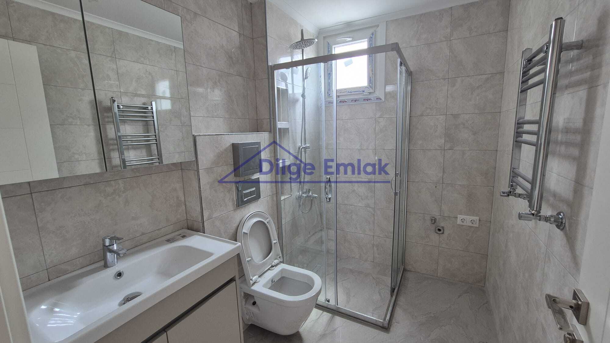 Feneryolu Bağdat Caddesi 6.Bina 3+1 Balkonlu Sıfır Kiralık Daire