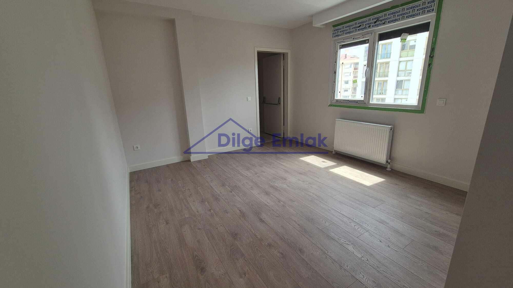 Feneryolu Bağdat Caddesi 6.Bina 3+1 Balkonlu Sıfır Kiralık Daire
