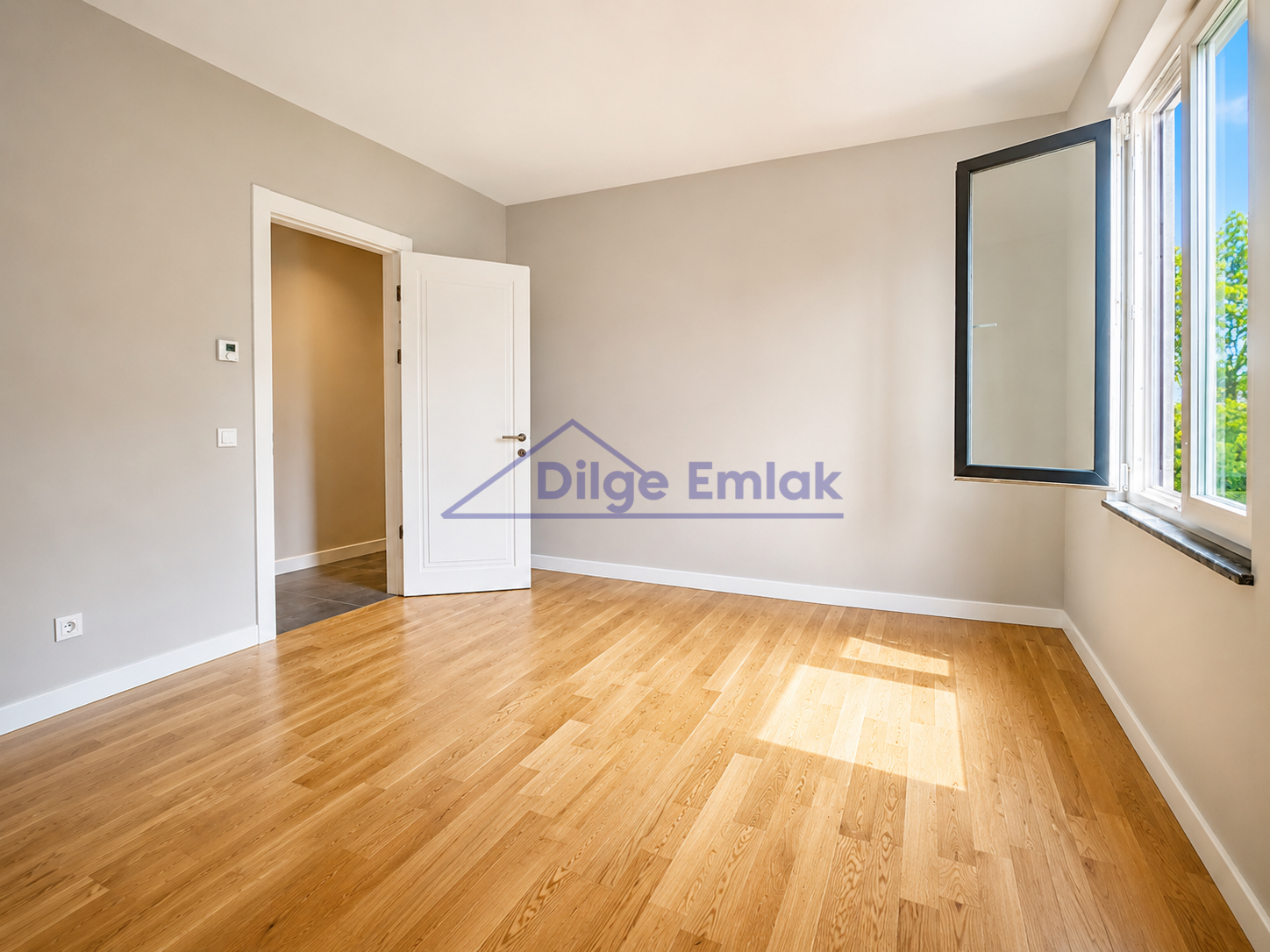 Fenerbahçe’de Sahil Hattına Yakın Sıfır Binada 120 m² Net 3+1