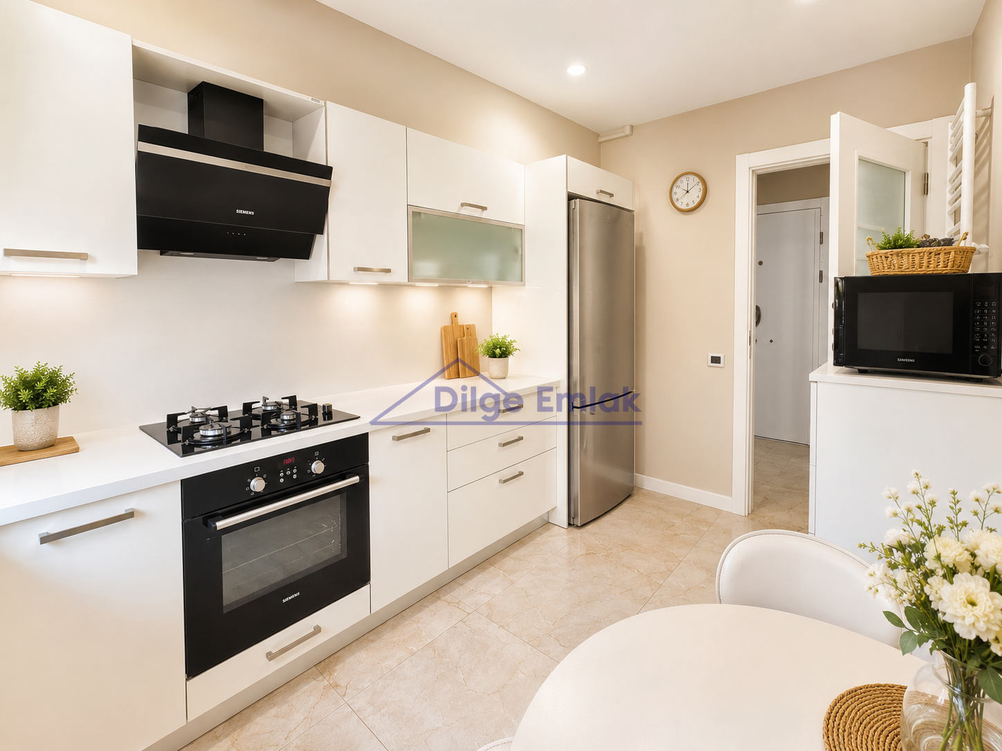 Bağdat Caddesine Yakın Yeni Binada 107 m² Net Balkonlu Satılık