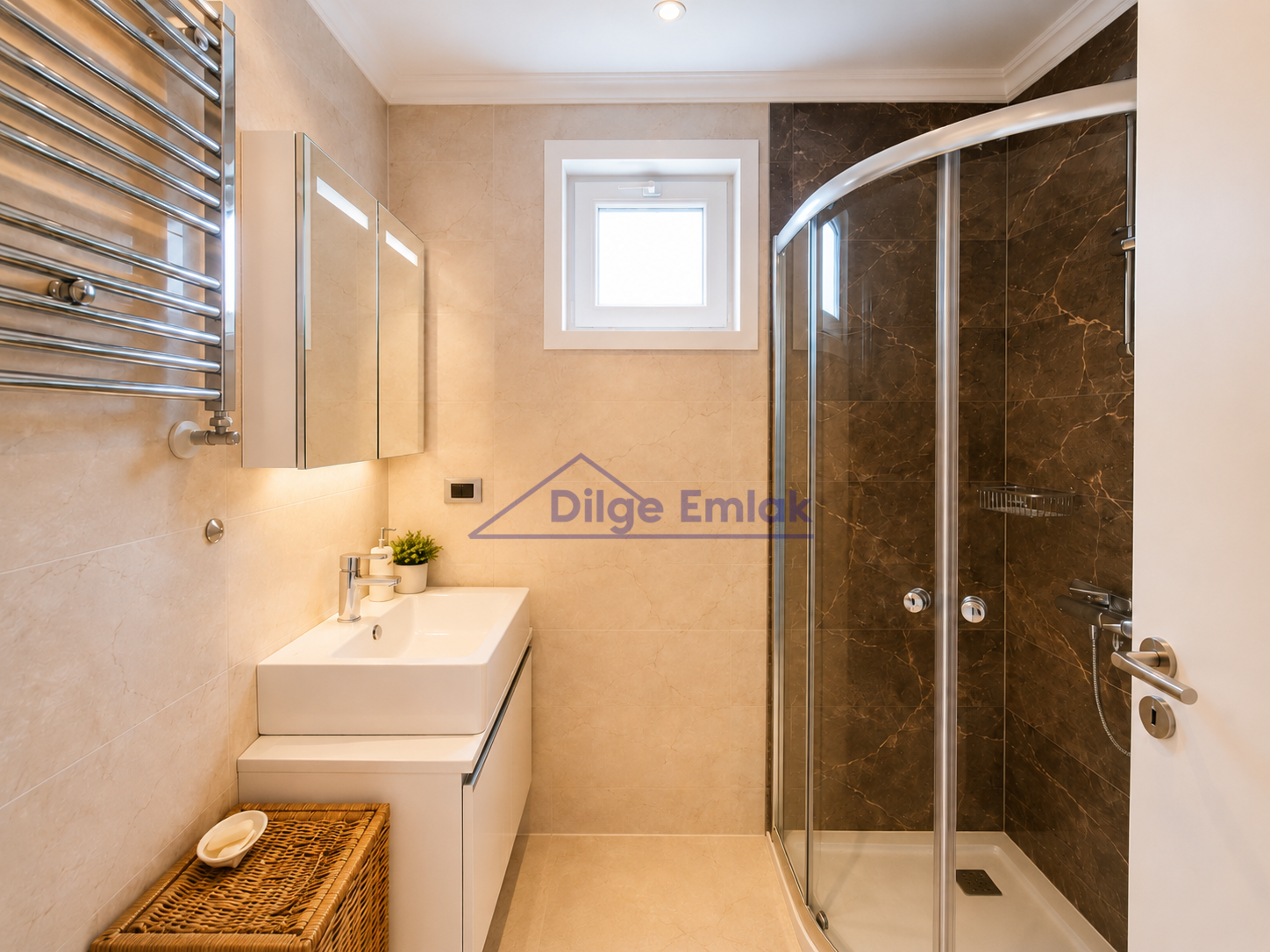 Bağdat Caddesine Yakın Yeni Binada 107 m² Net Balkonlu Satılık