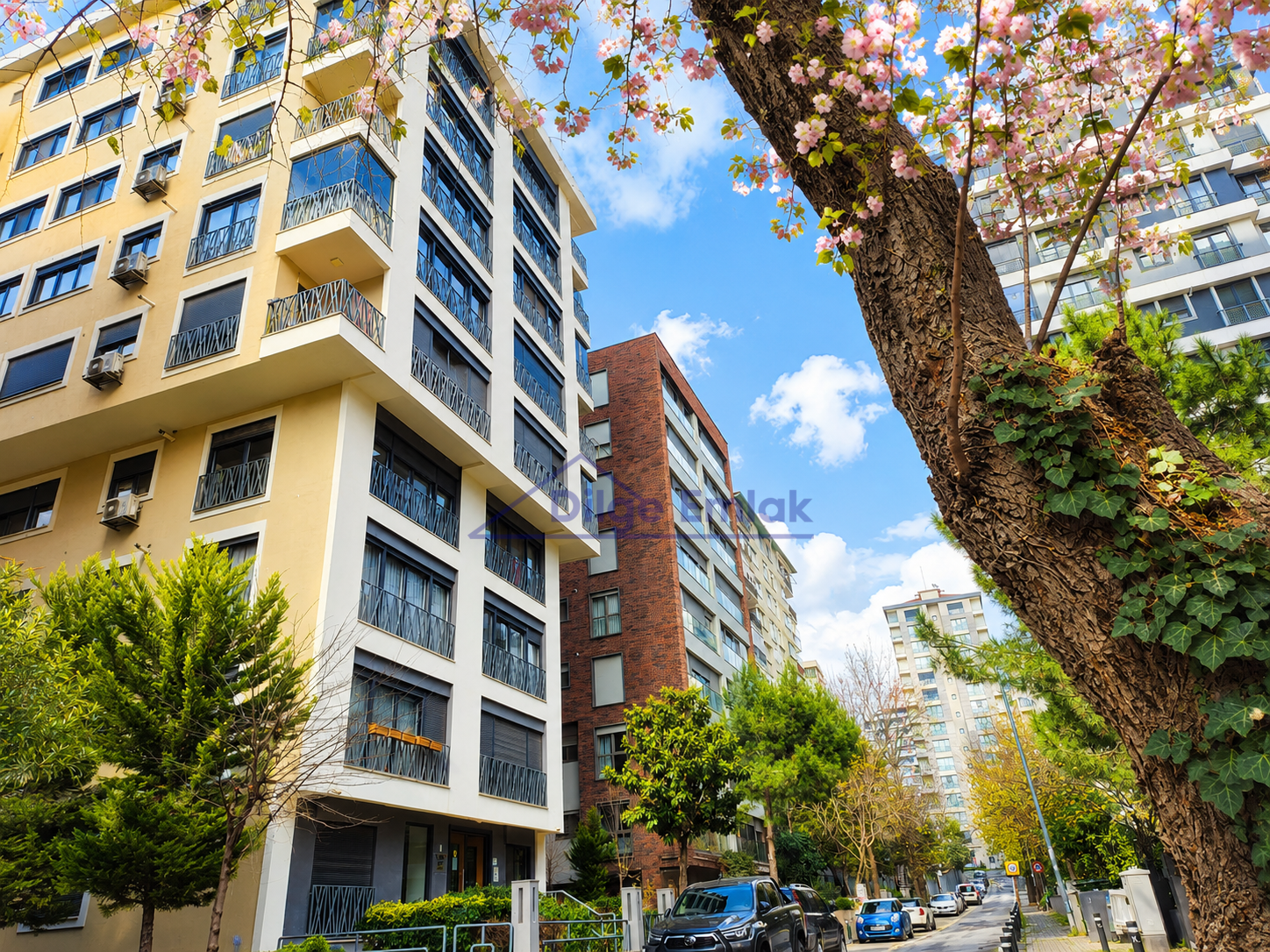 Bağdat Caddesine Yakın Yeni Binada 107 m² Net Balkonlu Satılık